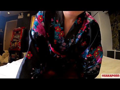 ❤️ Vajza e re cosplay pëlqen seksin deri në orgazmë me një shiringë në një kalorës dhe një blowjob. Vajzë aziatike me pidhi leshtore dhe cica të bukura me kostum tradicional japonez në video amatore që tregon masturbim me lodra qij. Sakura 3 OSAKAPORN. Porno fb në sq.marketapp.top ❌
